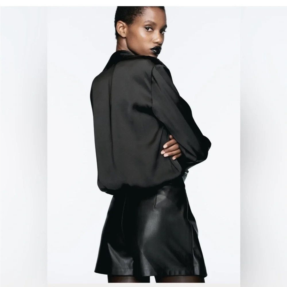 ZARA FAUX LEATHER SKORT - Picture 3 of 7